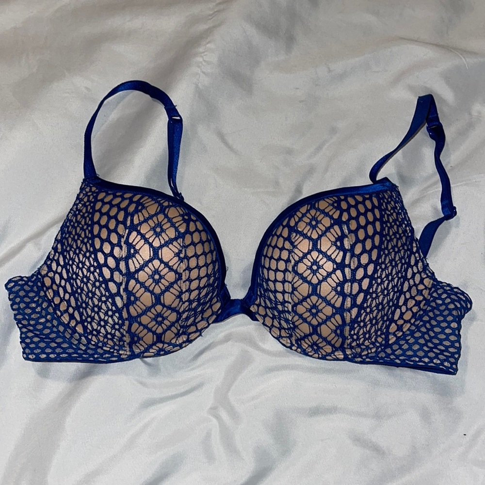 Victoria’s Secret push up bra